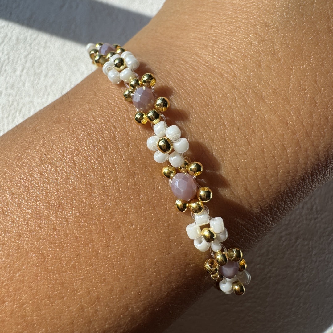 Daisy Bracelet Violets